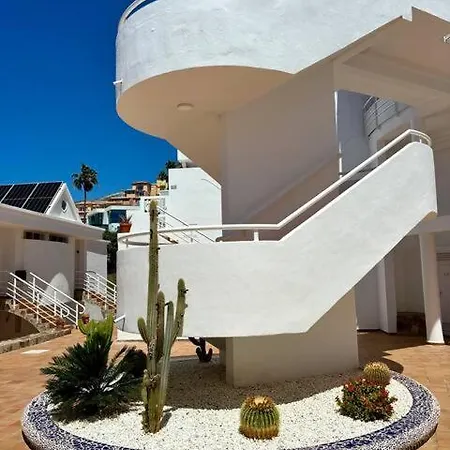 Sweet Tenerife, Ocean View Apartament *